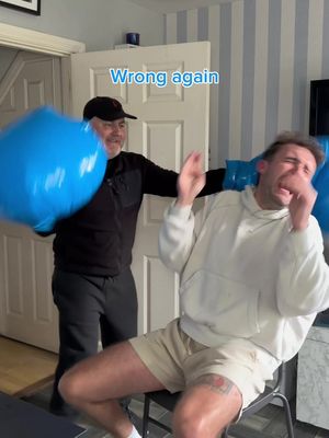 Genius 🥊 #comedy #funny #joke #family #oneliner 