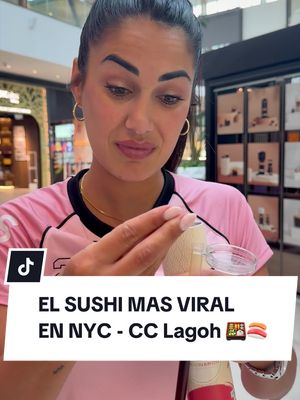 SUSHI NAROO 🍣 🍱  restaurante japonés situado en el centro comercial Lagoh de Sevilla, conocido por ofrecer sushi variado, poke bowls y platos asiáticos a precios bastante accesibles. Destaca por su amplia carta de makis, nigiris y rolls creativos como el “Crispy Sevillano”, mezclando sabores japoneses con toques más occidentales.  El ambiente moderno e informal, enfocado tanto a comidas rápidas como a pedidos a domicilio.  A destacar el nuevo sushi viral en formato de tubo 😍😍🍱 #sushi #viral #centrocomercial #restaurantessevilla #foodiesevilla 