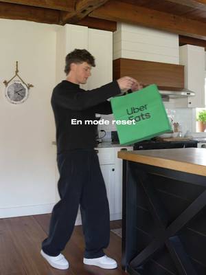 L’une des façons les plus simples pour moi de repartir du bon pied pour la semaine, c’est les meal prep. Encore plus facile quand je peux me faire livrer mon épicerie, collations et pratiquement tout ce dont j’ai besoin avec @Uber Eats . Utilise le code MAGASINER30 pour obtenir 10 $ de rabais sur ta première commande de 30 $ ou plus en épicerie, dépanneur ou produits spécialisés sur Uber Eats. Expire le 30/06/2026. Conditions applicables. Voir l’app pour les détails. #ad #mealprep