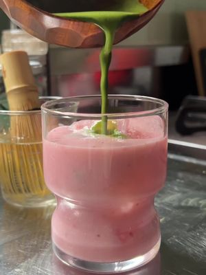 Strawberry matcha heaven 