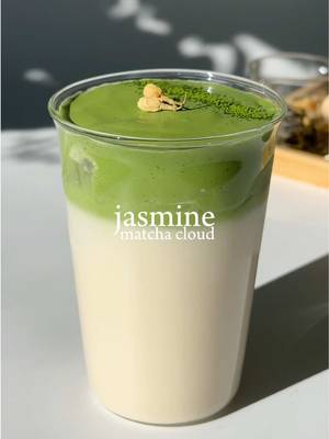 🥛🍵 jasmine matcha cloud — 2tbsp Jasmine green tea (loose leaf)  — 75ml hot water — 1tbsp brown sugar — 130ml milk — 50ml heavy whipping cream — 1.5tsp matcha #homecafe #matcharecipes