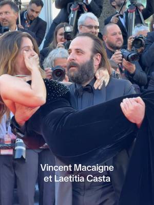 Vincent Macaigne et Laetitia Casta sur le tapis rouge ! #Cannes2026 #onregarde #redcarpet 