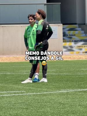 Es que vemos esto y no podemos no emocionarnos 🥹🇲🇽🫶🏼 #gilbertomora #ochoa #miseleccionmx 
