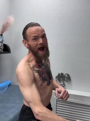 Conor McGregor❌ Gregor McConor✅ #UFC #mma 
