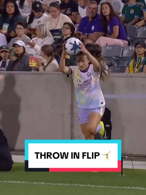 Pretty flippin’ cool throw in, Kerry Abello 👀 #NWSL #Orlando #Abello 