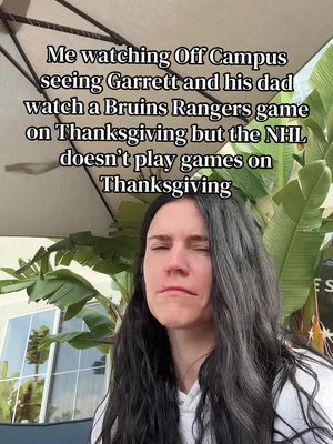 immersion ruined!!! but oh my God I love this show 🏒😭 #offcampus #NHL #hockey #hockeyfan #garrettgraham 
