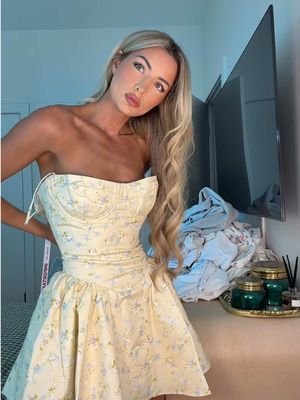 helppp which do we think 🥹 #tryonhaul #gardenparty #houseofcb #floraldresses @houseofcb 