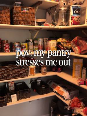 @tessmhalliehome_ shows how a functional, aesthetic pantry is only a Sunday afternoon away ✨ #SpringCleaning #sundayreset  #pantryrestock