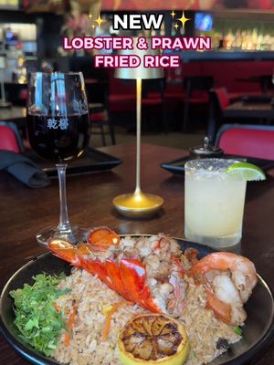 seafood lovers, this one’s for you 🦞🍤✨ #pfchangs #newmenu #lobster #prawn 