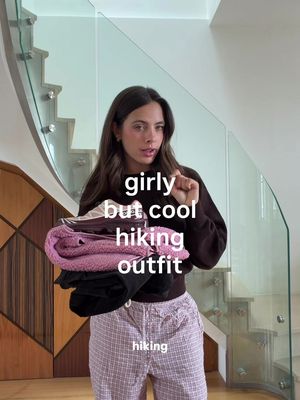 girly but cool hiking outfits will always be my favourite 🩷 @Passenger ad #coolhikingoutfits #hikingoutfitinspo #hikingoutfit #passengerclothings 