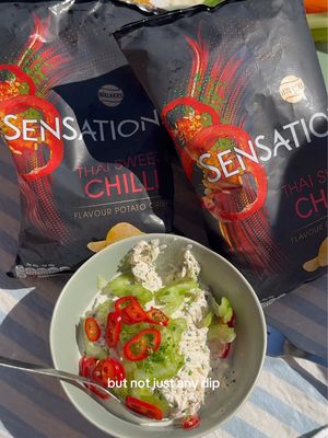 ad @Walkers Crisps Sensations coming in clutch with fancy crisps for an even fancier crab dip #hosting 