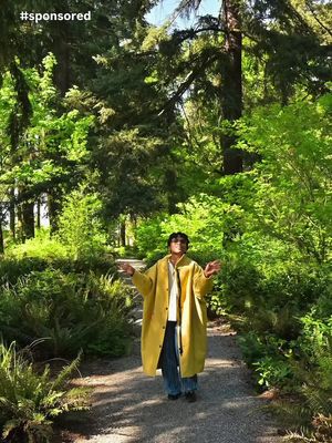 First time in Portland, Oregon… and baby, I get it now. #sponsored There’s something about a city where nature, creativity, and community aren’t separate experiences—they’re in constant conversation. One moment you’re grounded in lush green spaces, slowing all the way down… the next, you’re moving through BIPOC-owned shops, cafés, and cultural spaces that feel vibrant, intentional, and alive. And what makes that even more meaningful is knowing the history—Portland’s BIPOC communities have navigated deep roots of exclusion and displacement, yet continue to build spaces of culture, care, and connection. These businesses aren’t just places to visit… they’re part of a larger story of resilience and reclamation. This trip reminded me why I love to travel in the first place—to witness how people build, create, and care for one another in diﬀerent corners of the world. Portland doesn’t ask you to be anything other than yourself. It just invites you to explore, stay curious, and take your time. Thank you to @Travel Portland for the invitation to experience a city where connection truly leads the way. Community Groups Portland Farmers Market Creative Homies Restaurants & Bars @Colibri by Tamale boy  Morchella Bar Cala Javelina Indigenous Dining Tea & Cafes Barnes and Morgan Mèmoire Cà Phê Activities Portland Japanese Garden Hoyt Arboretum Chaos Dinner @MisterOKsEssentials   @BRUNCH PORTLAND 