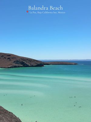 I think this is the clearest water I’ve ever seen at a beach! #lapaz #balandrabeach #playabalandra #bajacalifornia #bajacaliforniasur 