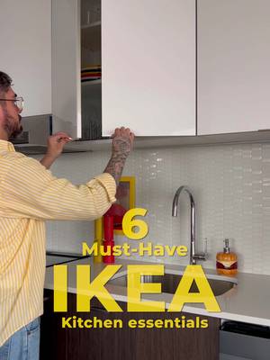 . Leave it to @ikeacanada to turn kitchen chaos into something this satisfying. #ikeacanadapartner From the GOMPYSSLING light hitting just right ✨ to perfectly organized drawers (thank you SMACKER), and glasses always within reach (PÅLYCKE = game changer). Even the little details like the SPJUTLILJA towel just complete the look. And don't get me started on the VARIERA shelf and organizer... maximizing every inch. Honestly? Opening my cupboards is my new favorite part of the day. Because even your kitchen deserves good organization. #ikeacanada #ikeafinds #ikeastorage 