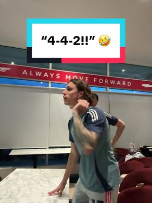“4-4-2 guys!” 🤣 #afc #arsenal