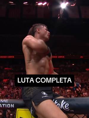 No aquecimento para o #UFCWhiteHouse, reveja a vitória de #DiegoLopes sobre Jean Silva em 2025!  Não perca o UFC na Casa Branca, dia 14 de junho só no  @paramountplusesportes!  UFC Freedom 250, apresentado por @crypto.com e @ramtrucks .  #TikTokEsportes #mma #UFC