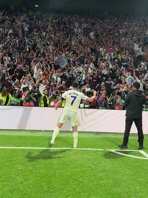 OUR CAPTAIN 🥹🥹🥹 #astonvilla #EuropaLeague #JohnMcGinn 