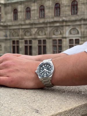 Anzeige | Elegance in movement. The new Hydroconquest by @Longines  . #Longines #WithmyLongines #HydroConquest