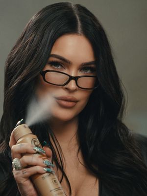 Megan Fox would like to have a word with you 😉 It's time to upgrade your deodorant. Meet Dr. Squatch Natural Spray. Fresh, Natural, and Unforgettable. No butane. No propane. @Megan Fox 