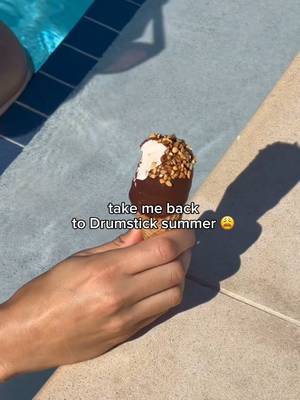 we’re so close I can almost taste it 😩 #drumstick #Summer #sweettreat