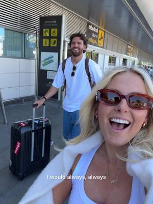 it’s holidaaaaay time 🌞 fly to Ibiza with a toddler!! #toddlertravel #flywithme 