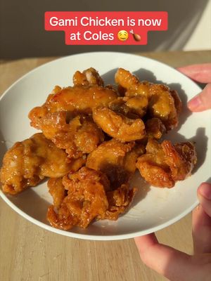 That crunch 🤤🍗 @Gami Chicken is now at Coles! Available with the iconic Korean-style sauce.  From the meat department. Product sold uncooked. Serving suggestion only.  #GamiChicken #Coles #FriedChicken #KoreanFriedChicken 