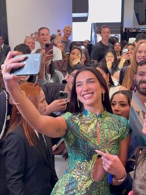 Major milestone moment 🤍 Bringing @DUA by AB to Selfridges!!!!! PINCH ME!!! I am so proud of everything we have done so far but this feels like the beginning of a whole new adventure. Thank you to everyone who has showed up and shown me so much love and support... it truly means everything!! Now it's YOUR turn. Come find us, test the TFC5 formula for yourselves and get glowing with my 3-step routine!! I'm so excited to hear and see what you think! I love you✨