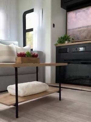 Stylish, practical, and made to keep life stress free. 📸 @neverendingnesting Rug: Brea — Ivory #washablerug #homedecor #madefortogether