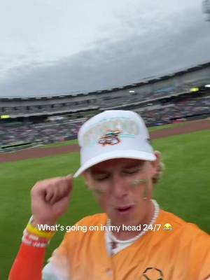 I actually cannot stop singing this 😂 #daltonmauldin #puertorico #baseball #baseballplayer 