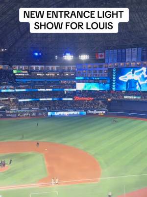 What do you think of the new entrance light show for Varland?!  #bluejays #MLB #baseball #closer #toronto 