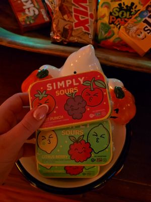 this is your sign to do a summerween party with your friends this summer ☀️🍇🍉🥾🌲 we added the @Simply Gum new simply sours: pucker not a punch to our candy selection and they were the best!we got the bundle so it comes with 6 tins for $26.99! plus they have no aspartame/corn syrup/artificial colors/flavor so there also good for you! it definitely added to the summerween vibes and even everyday life!!🍉🍇🍋