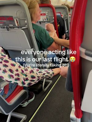 “darling hold my hand” timing is insane #jet2holiday #jet2 #flight #fyp 
