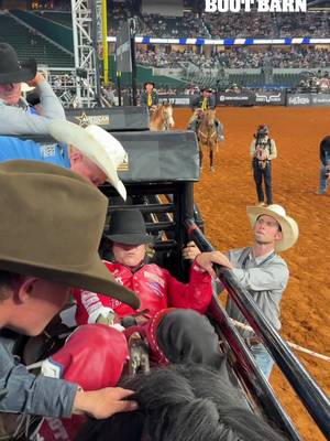 ROCKER STEINER DOES IT AGAIN 😮‍💨🔥 Matched up with Secrets Out, Steiner delivered a huge 90.5-point ride to go back-to-back at The American Rodeo and cash in $100,000. #theamericanrodeo | @Boot-Barn 