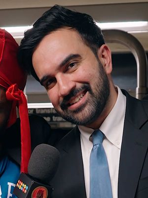 You heard it here first, it’s a HBQS 🔥 And remember, June 1st is coming up, so if you’re a SNAP recipient, call the hotline at 718-SNAP-NOW to check your status and get answers about new federal work requirements! #subwayoracle #knicks #zohranmamdani #nyc #newyork 