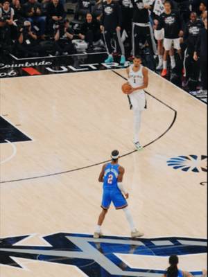This one felt cinematic 🎬 #spurs #NBA #victorwembanyama