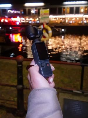Palma - Mallorca after dark with the new DJI Pocket 4 @DJI Osmo 🎥🇪🇸 Night shoots used to be a struggle, 🎥but this little setup handles the shadows like a pro. Between the crisp D-Log M color grading and a low-light 💡mode with zero grain, it’s honestly scary good.  🎞️ #DjiPocket4 #videocamera #CinematicVideo #travel #nightcamera 