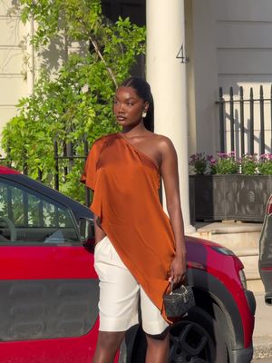 Bottoms @H&M top @prettylittlething 