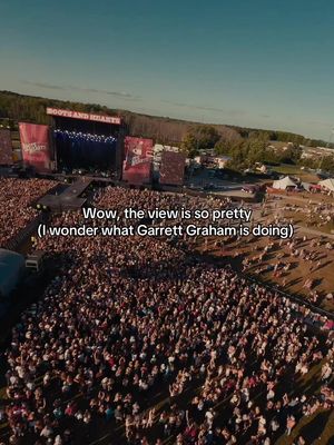 Hands up if @Off Campus has taken over your life 🤠#bootsandhearts #offcampus #thebeaches #garrettgraham #musicfestival
