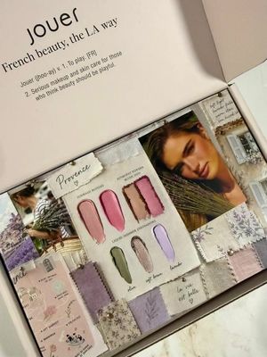 Jouer Summer in Provence Collection is impeccable!! As always I wouldnt expect anything less!  Featured: Mini Blush Bouquet in Sunburt, Paris Lights Eye Paint in Sage & Brilliante and Sun Wash Cheek + Lip Wash in Péche Eclat #jouercosmetics #summerinprovence #makeupswatches @JOUER @Christina Zilber 