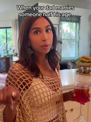 I’m not a regular stepmom I’m a cool stepmom 🤪😂