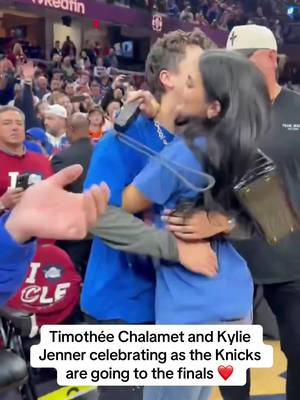 Timothée Chalamet and Kylie Jenner are ready for the finals ❤️ (🎥:adamkingtv10/X & Leahgdoherty/ig) #nyc #NBA #timotheechalamet #kyliejenner 