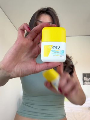 J’utilise actuellement le fluide SPF 50+ hydratant de CeraVe dans ma routine  Il existe également une version matifiante ! @CeraVe #ceravedeutschland #ceraveskincare  #ceravesun #advertissement
