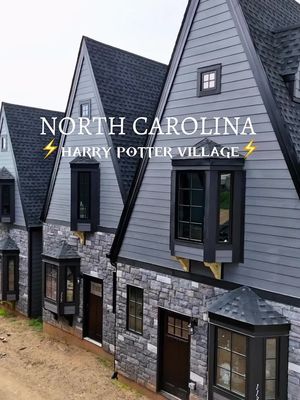 🧙‍♂️✨ Did you know there’s a REAL Harry Potter inspired village hidden in the mountains of Asheville, North Carolina?! ⚡️🏔️ And yes… it seriously feels like stepping straight into a movie 🎬✨ I was completely blown away by all of the insane details throughout the property — from the Hogwarts-inspired architecture 🏰 to the magical props, hidden surprises, themed characters, enchanting decor, and those breathtaking mountain views 🌄🪄 Every corner felt magical and immersive and honestly… I never wanted to leave 😭✨ It’s truly a dream stay for any Harry Potter fan and one of the coolest themed Airbnbs I’ve ever experienced!! ⚡️📚🕯️ Whether you’re sipping butterbeer vibes in the mountains 🍺✨, exploring the village pathways, or just soaking in the fantasy atmosphere, this place is pure magic from start to finish 🧹🌙 ✨ You can book your stay through @earthandskydwellings 📍Asheville, North Carolina ➡️ Send this to who you’re going with ⚡️ Save this post so you remember to go AND FOLLOW ME @raleighwanderlust for more magical hidden gems ✨ #northcarolina #asheville #harrypotter #harrypotterfans