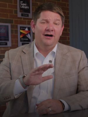 A lot of people think police have to stop questioning the moment a lawyer shows up. That’s not how it works. You have to clearly invoke your right to counsel yourself. The simplest way: “I want a lawyer.” That one sentence can completely change what happens next. #KnowYourRights #MirandaRights #CriminalDefense #TexasAttorney #PoliceInterrogation
