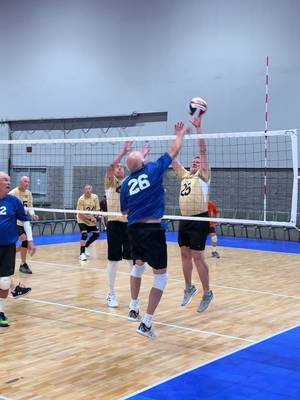 Ladies and gentlemen, the 73 & over Division! 👏 The USA Volleyball Adult Open National Championship has been going all week long. There’s a division for every athlete at every level! Next year will be in Chicago, hope to see you there! #usavopen