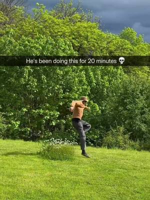 Just a creative outdoor filmmaker in the wild 👀 #filmmaker #viral #outdoor #inspiration #behindthescenes 