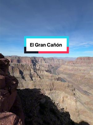Este es tu recordatorio de que el Gran Cañón está a un viaje corto de distancia...y totalmente vale la pena. 🏜️ 📍@PapillonHelicopters  #VegasOutdoors #VegasHiddenGems #HelicopterTours