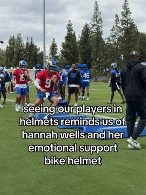 safety first @Off Campus @ella bright :) #nfl #offcampus #hannahwells 