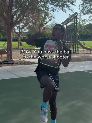 why is the release so scary 😂#bucketsquad #basketball #bktsqd #funny #basketballshooter 