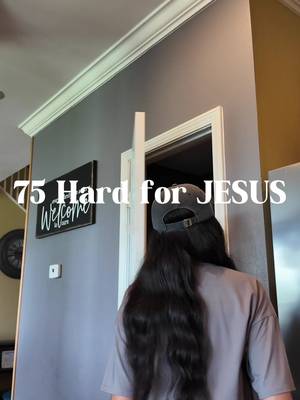 Day 4 of 75 Hard for Jesus 🤍 Choosing discipline, consistency, and a closer relationship with God. #75hardforjesus #faithjourney #75hard #christiantiktok #dayinmylife 